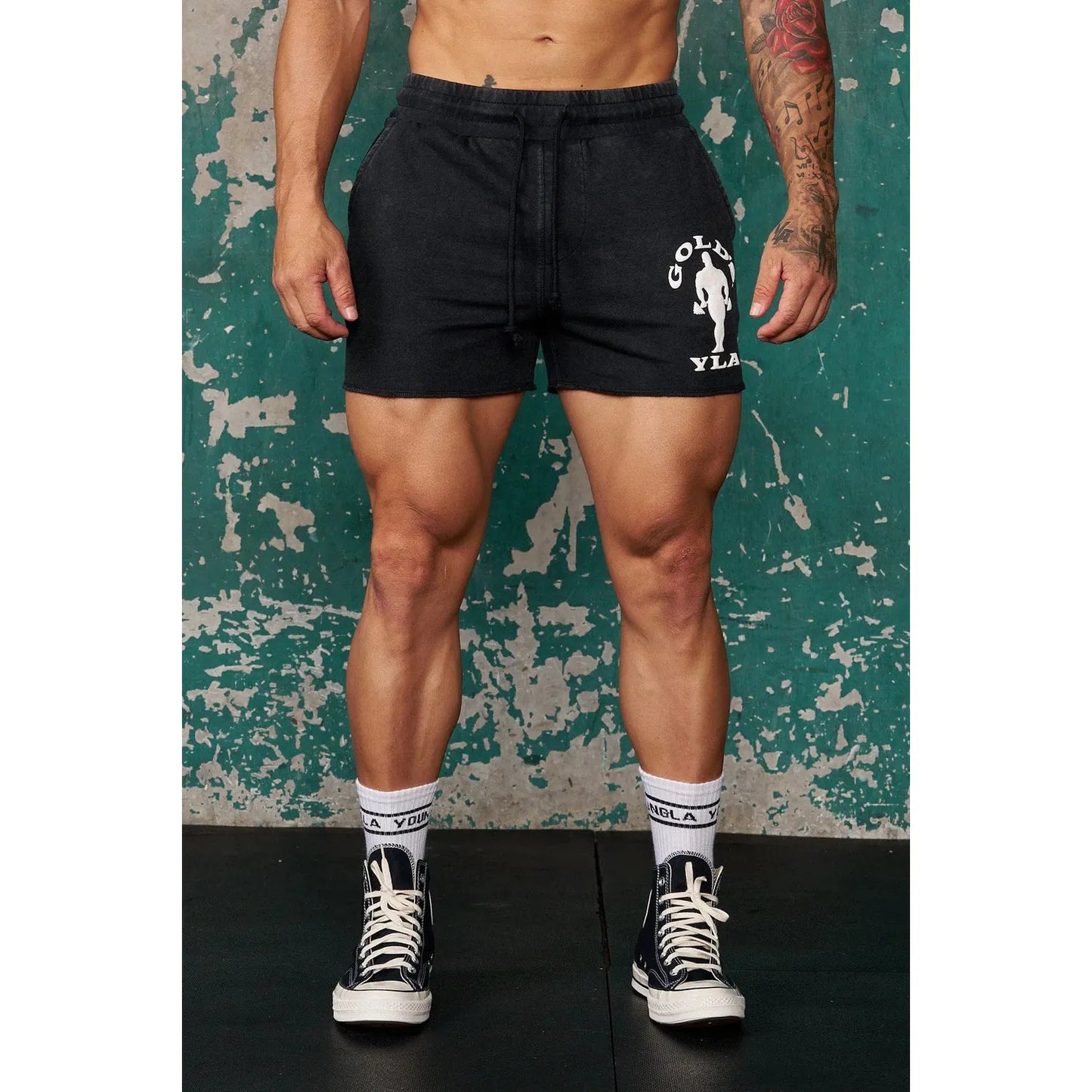 1132 - GOLDS GYM BODYBUILDING SHORTS