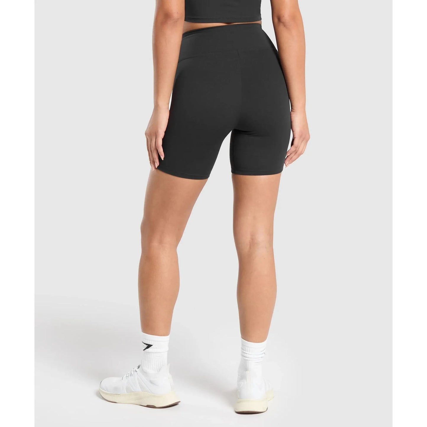 CROSSOVER SHORTS