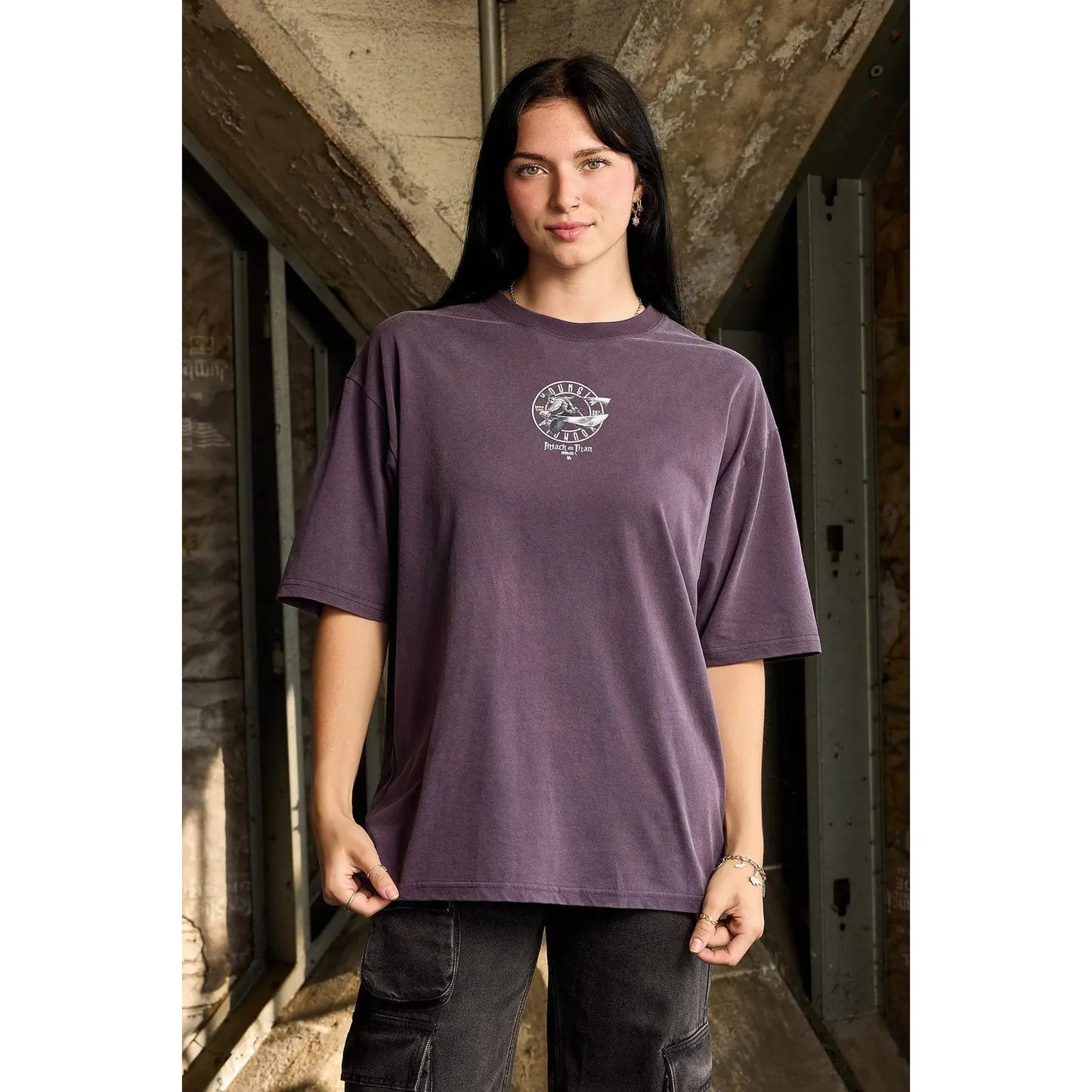 4191 AOT© X YLA CLASSIC TEES